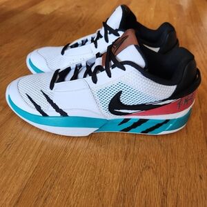 Nike Men's White and Teal Athletic Shoes